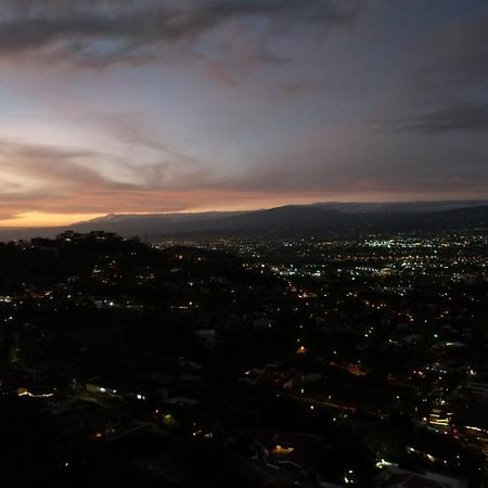 Cozy Private Apartment, Mirador Escazu -Great View- エクステリア 写真
