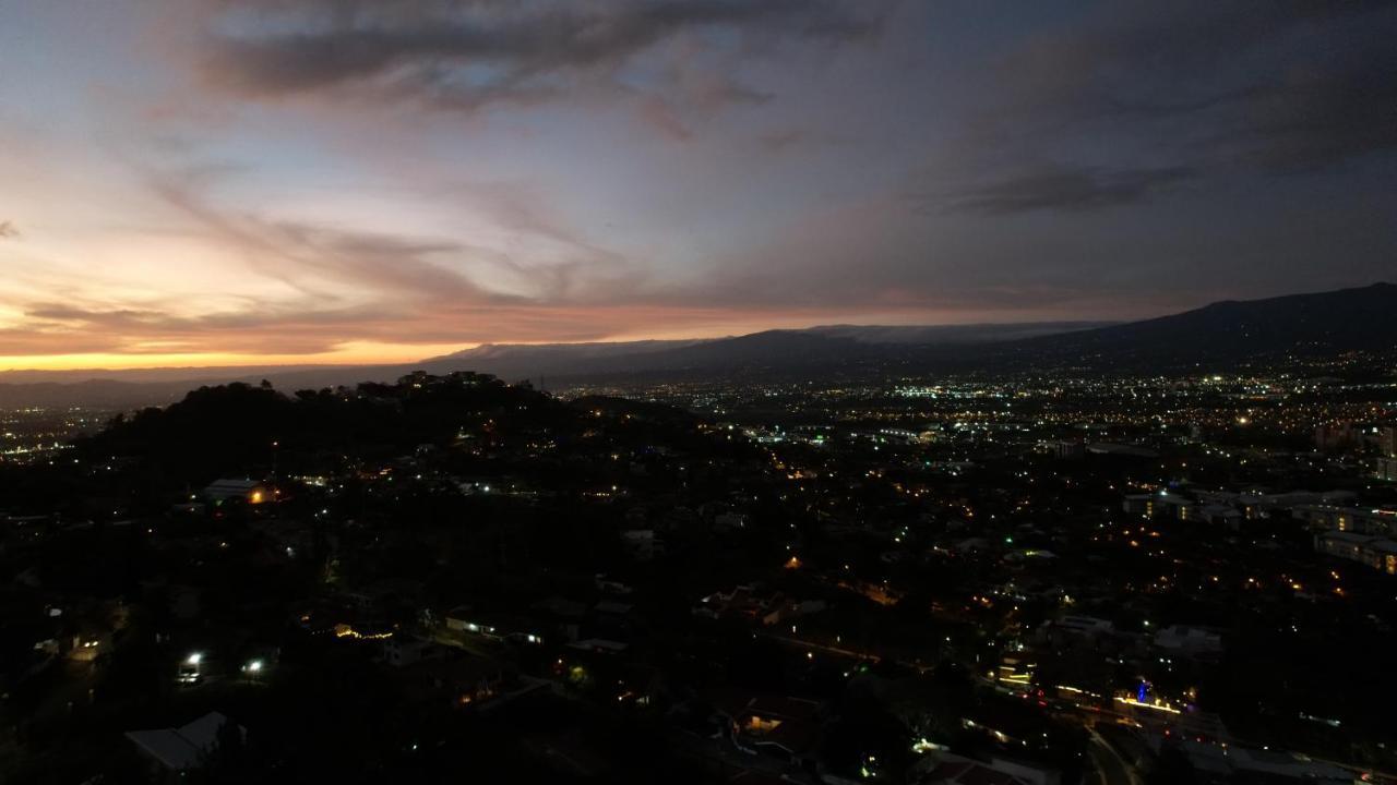 Cozy Private Apartment, Mirador Escazu -Great View- エクステリア 写真